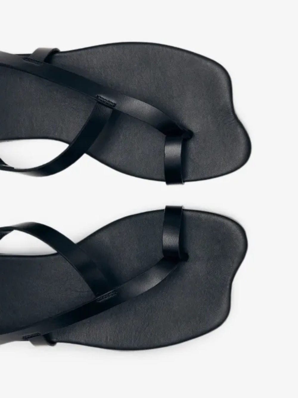 ALOHAS Black Minimal Toe-Loop Leather Sandals